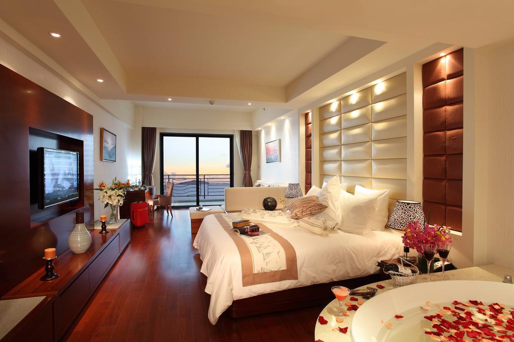Lacosta Seaside Resort Hotel Sanya Санья Екстер'єр фото