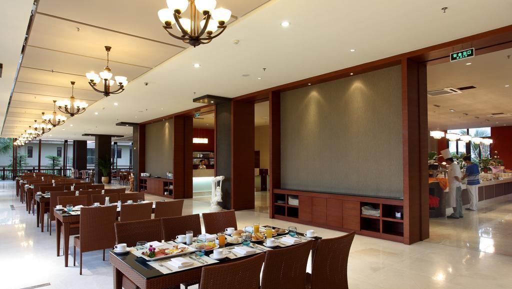 Lacosta Seaside Resort Hotel Sanya Санья Екстер'єр фото