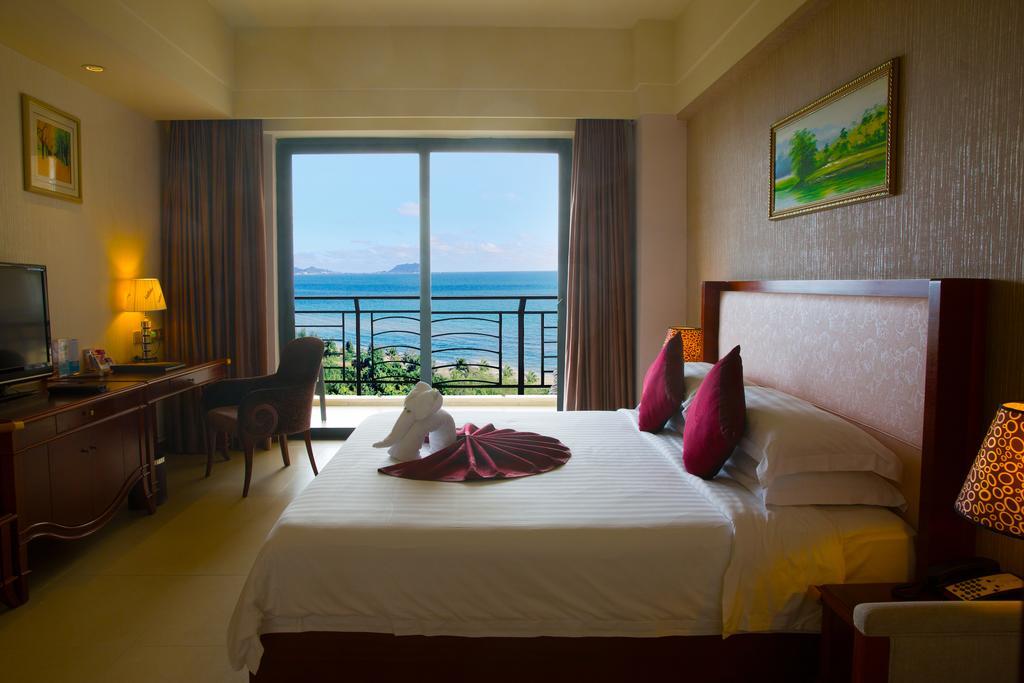 Lacosta Seaside Resort Hotel Sanya Санья Екстер'єр фото