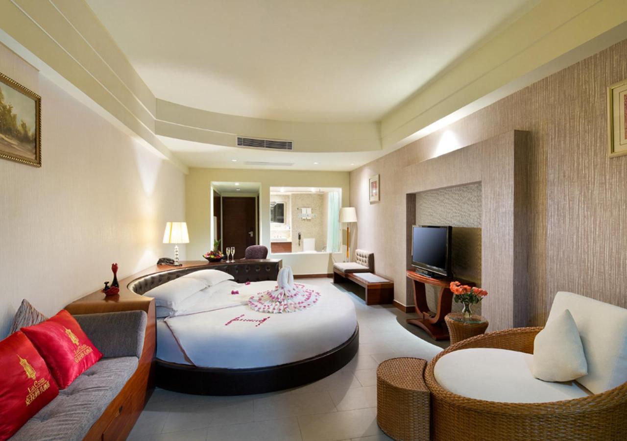 Lacosta Seaside Resort Hotel Sanya Санья Екстер'єр фото